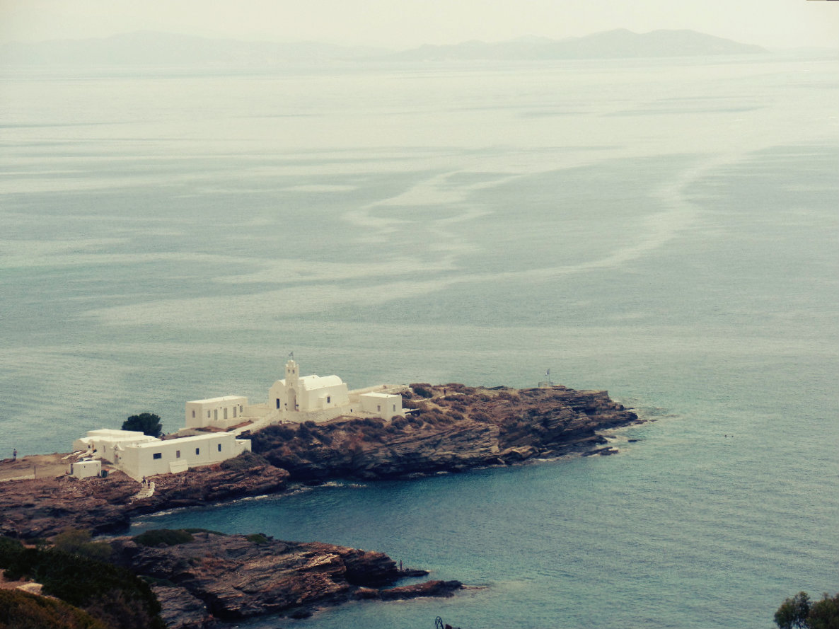 Η Παναγία της Χρυσοπηγής